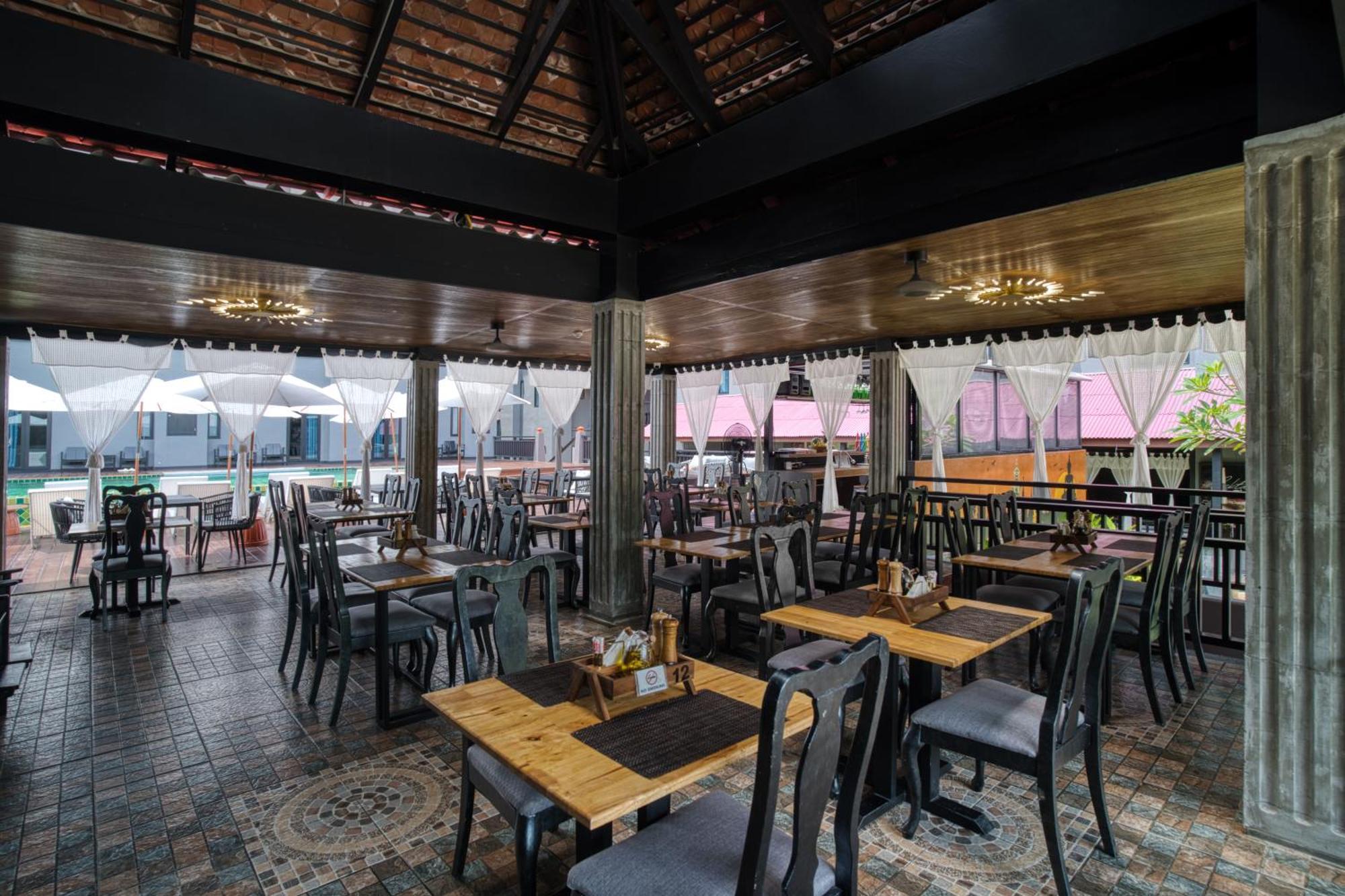 Tuana Hotels The Phulin Resort Karon Exterior photo