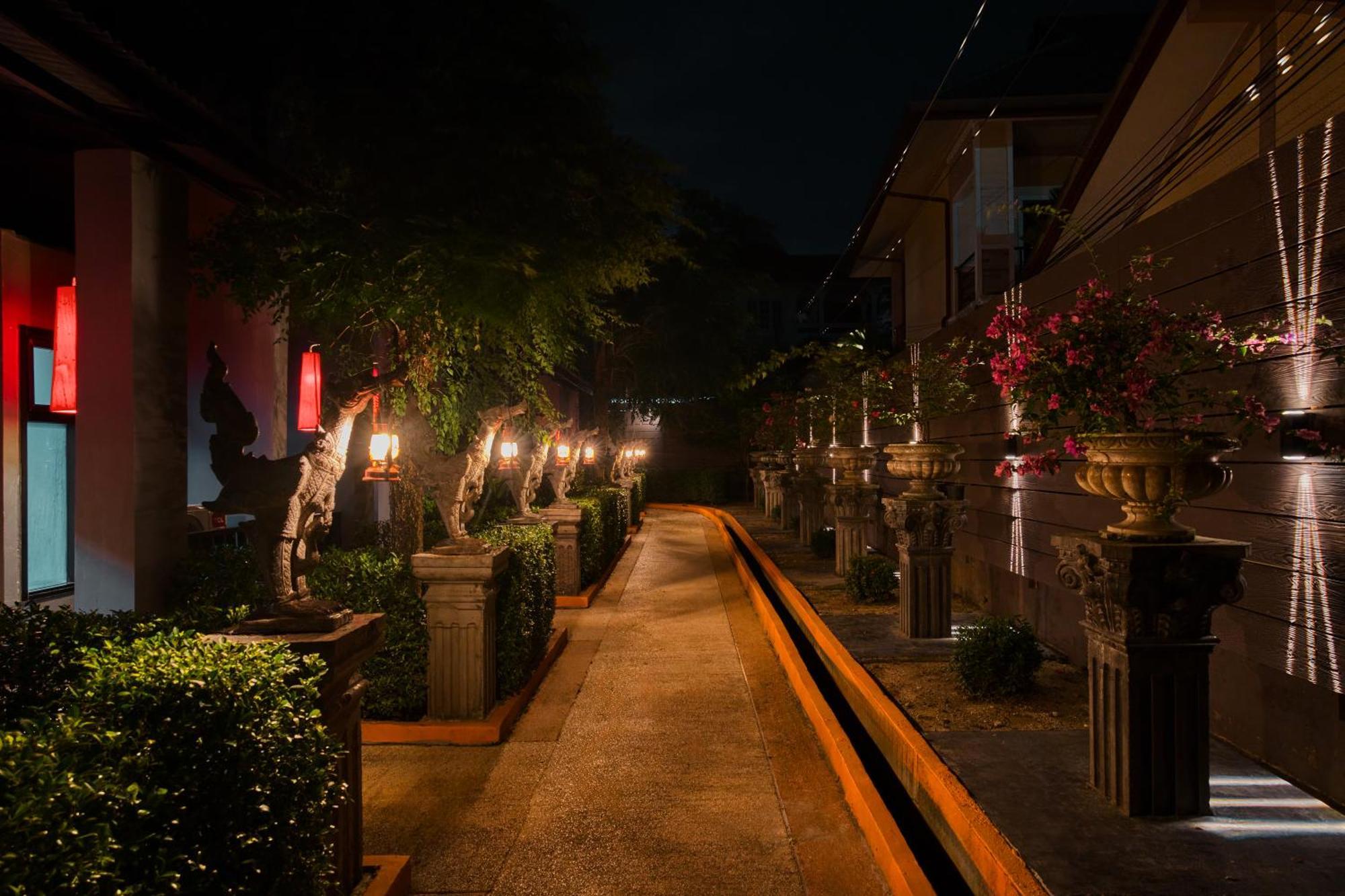 Tuana Hotels The Phulin Resort Karon Exterior photo